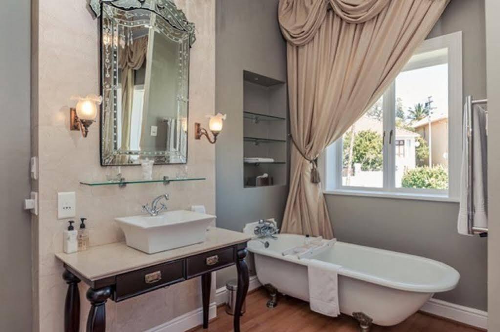 Abbey Manor Luxury Guesthouse Le Cap Extérieur photo